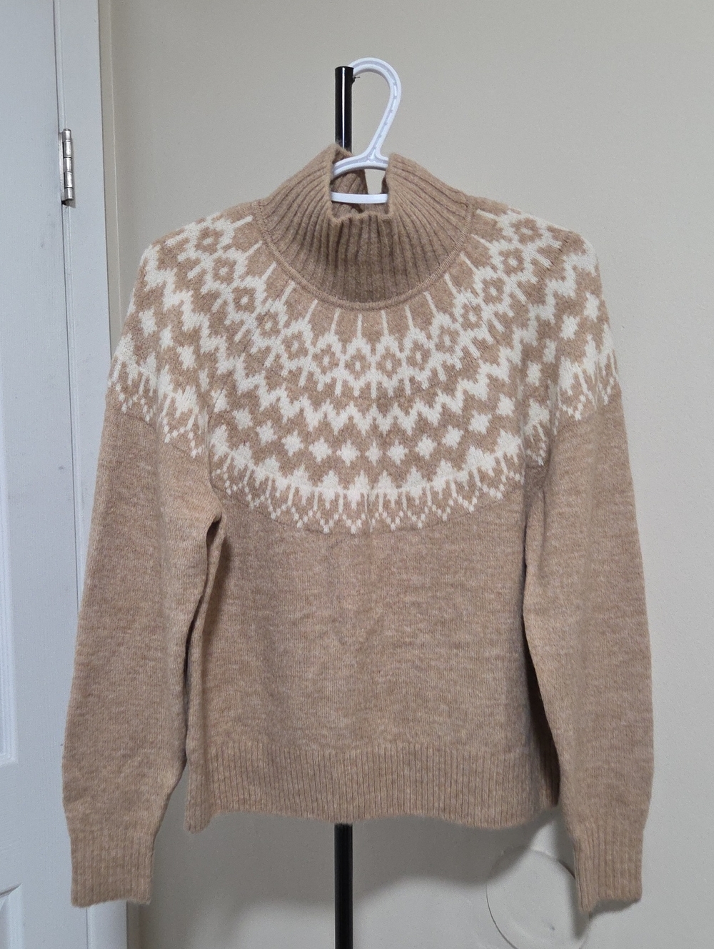 GAP Beige Fair Isle Turtleneck Sweater